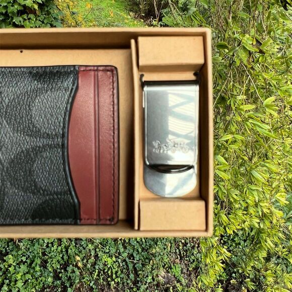 COACH 3-In-1 Card Case Gift Set Multicolor Unisex Accessory CF341 AUTHENTIC - Picture 2 of 8